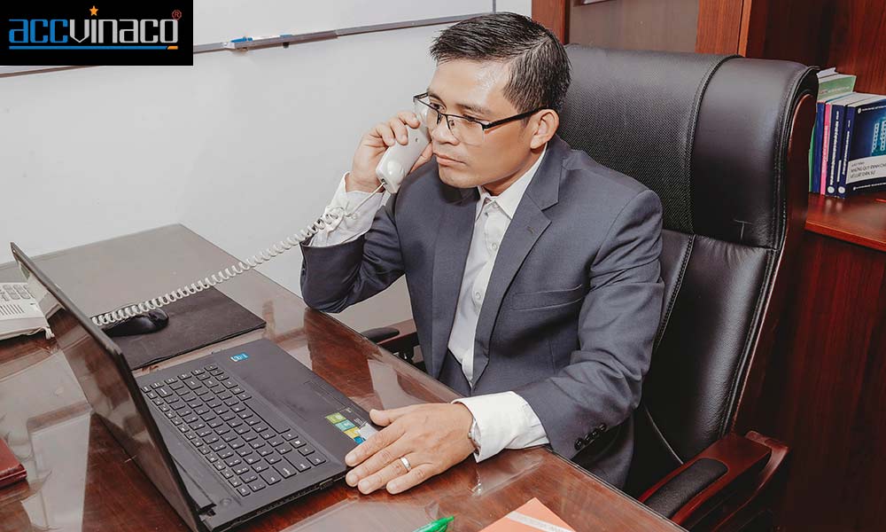 Luật sự Huỳnh Công Dụng